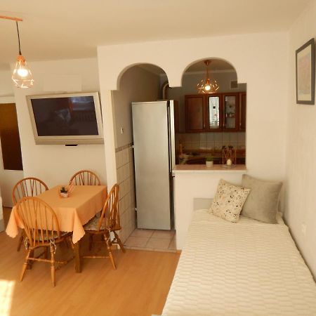 카미엔나 고라 Apartament Piastowska 아파트 외부 사진