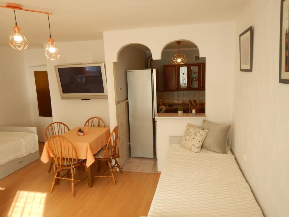 카미엔나 고라 Apartament Piastowska 아파트 외부 사진
